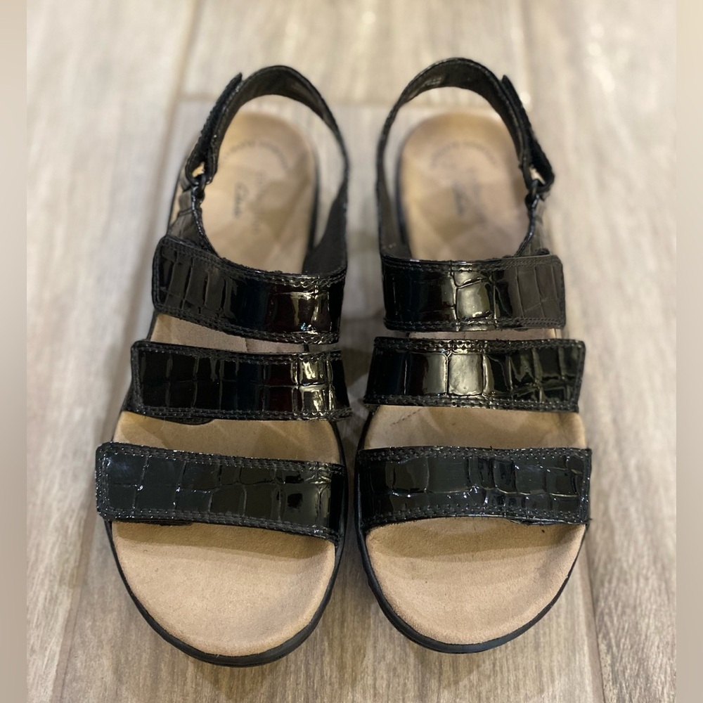 Clarks Leisa Melinda Black Sandal Size 6 EUC